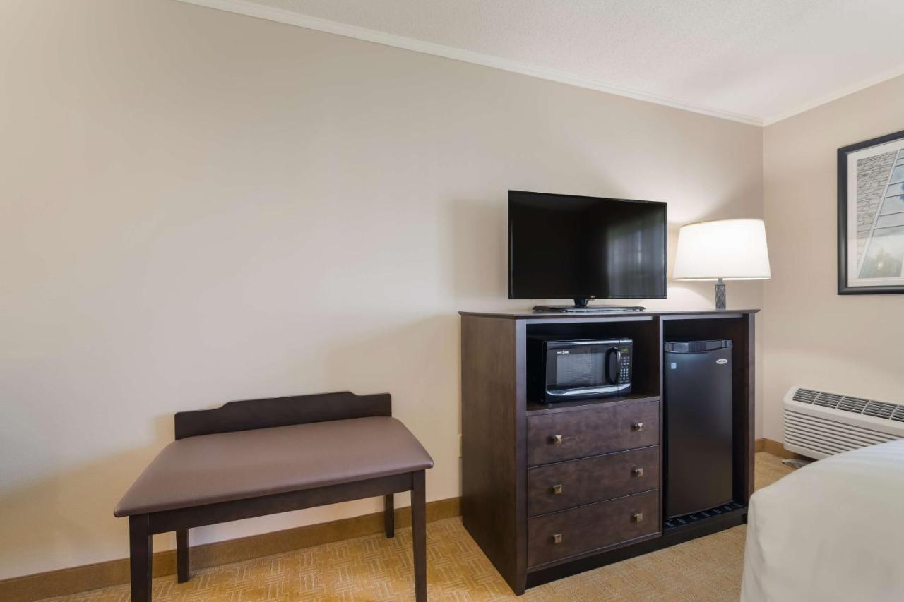Best Western University Inn Кантон Экстерьер фото
