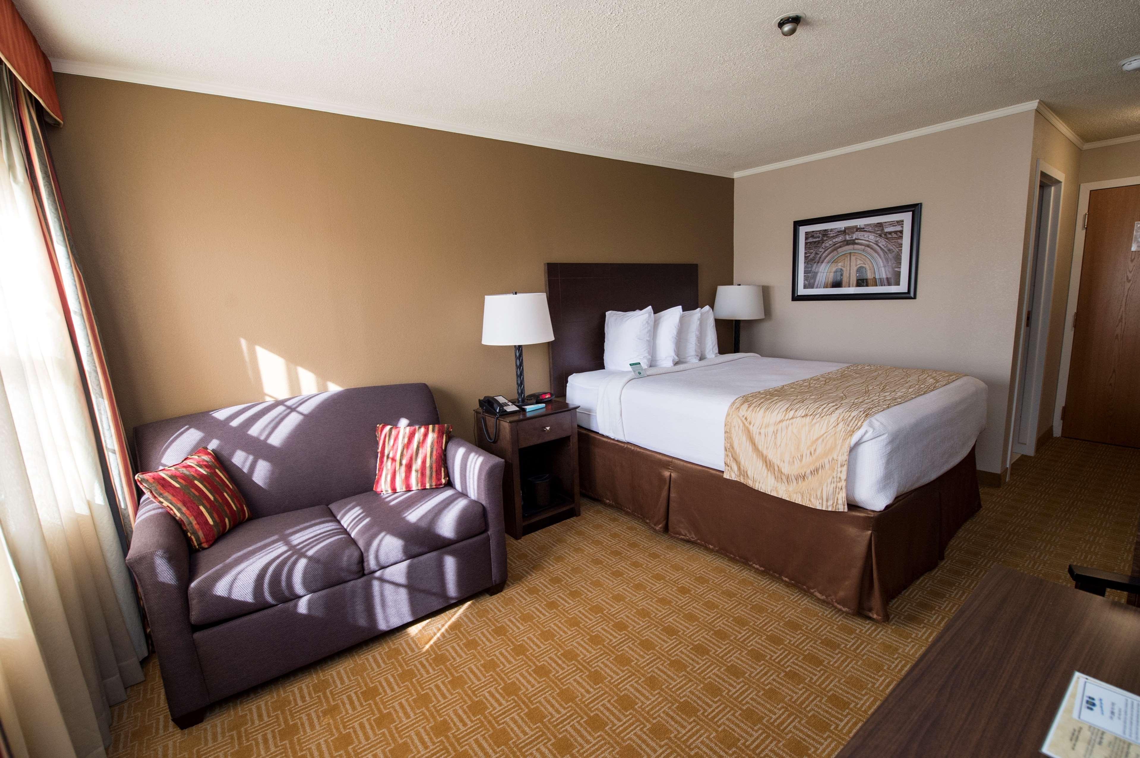 Best Western University Inn Кантон Экстерьер фото